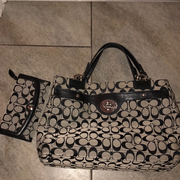 Coach Handbags - BRAND NEW Giant Coach purse & matching wallet